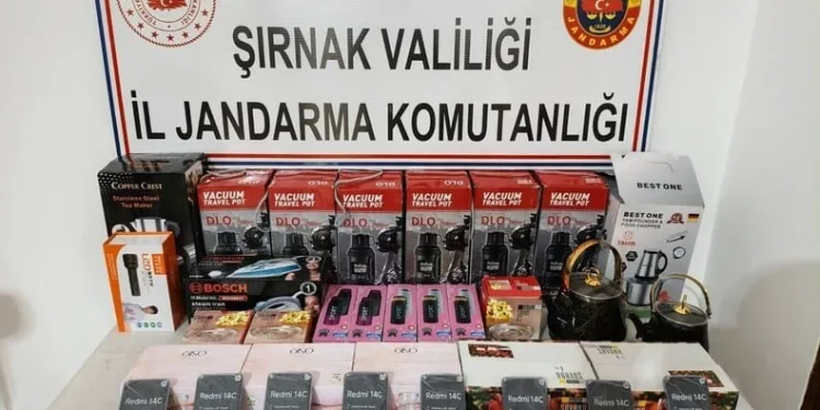 Aksaray’da 2’si polis 4 kişinin yaralandığı olayda gözaltına alınan baba ve oğlu serbest kaldı