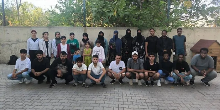 Aksaray’da 2’si polis 4 kişinin yaralandığı olayda gözaltına alınan baba ve oğlu serbest kaldı