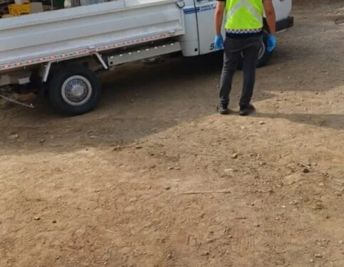 Zonguldak’ta denize indirildikten sonra batan lüks yatı çıkarma çalışmaları sürüyor