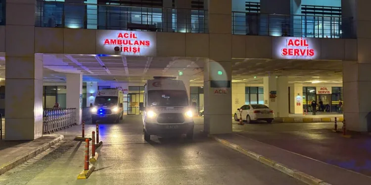 Endonezya’yı sel vurdu: 19 ölü, 10 kayıp