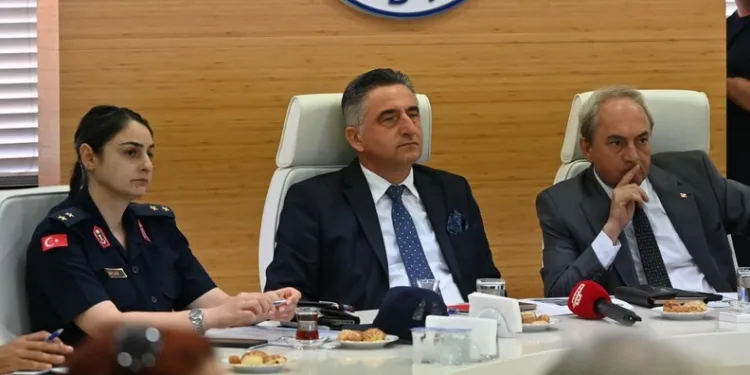 Can Holding binasına çilingir çağırıldı