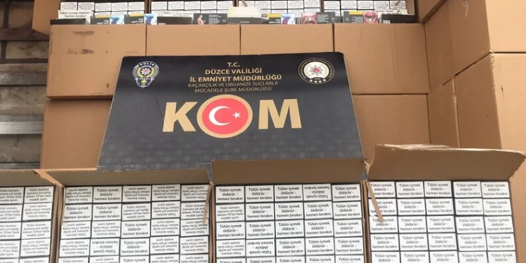 Kepez Belediyesi Esentepe’de yaptığı yenileme çalışmalarıyla bölgeye modern bir çehre kazandırdı