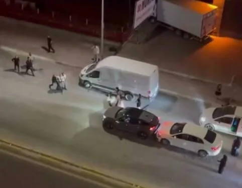 Kepez Belediyesi Esentepe’de yaptığı yenileme çalışmalarıyla bölgeye modern bir çehre kazandırdı