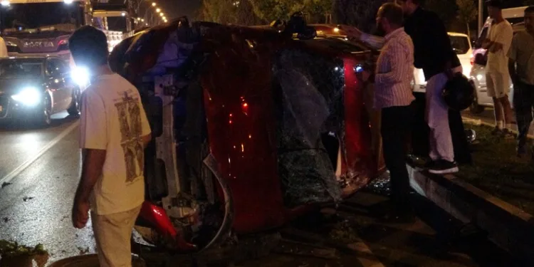 Malatya’da iki otomobil çarpıştı: 3 yaralı