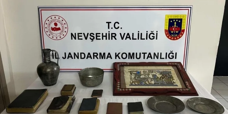 Bin 871 parça antika sikkeler yurt dışına kaçırıldı