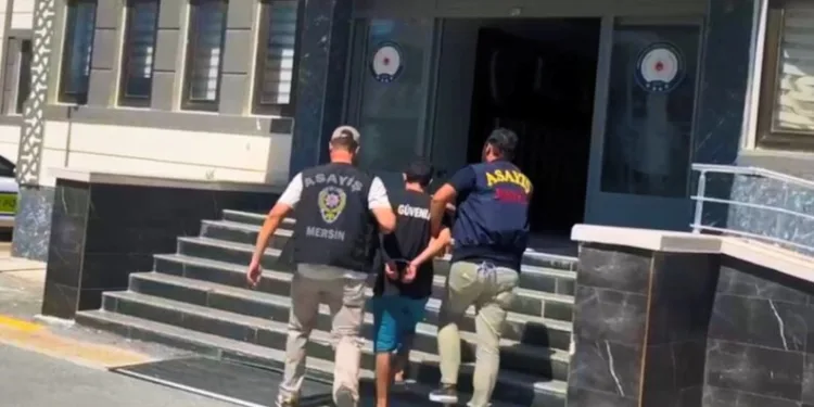 Çeşitli suçlardan aranan 10 şahıs yakalandı