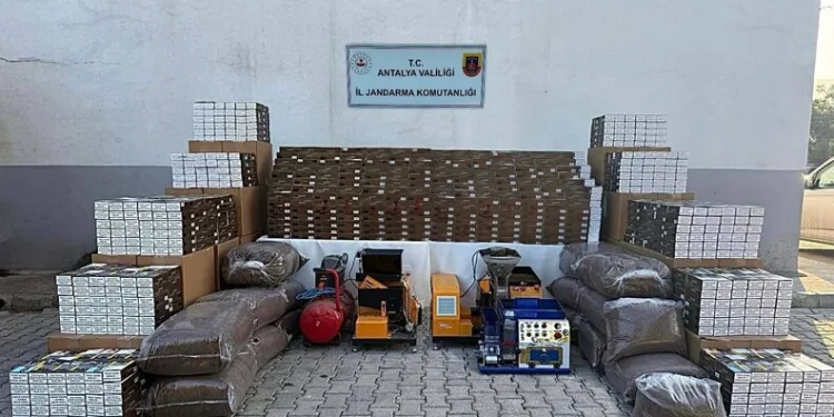 5 yaşındaki oğlunu öldüren anne tutuklandı