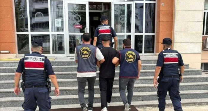 Yaşlı kadının şüpheli ölümünde torunu gözaltına alındı