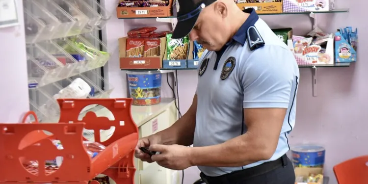 Yaşlı kadının şüpheli ölümünde torunu gözaltına alındı
