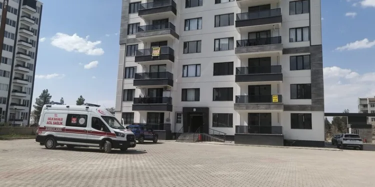 Yaşlı kadının şüpheli ölümünde torunu gözaltına alındı