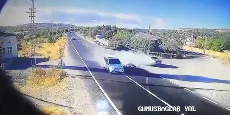 Motosiklet sürücüsünün ölümüyle sonuçlanan kazada otomobil sürücüsü adli kontrolle serbest bırakıldı