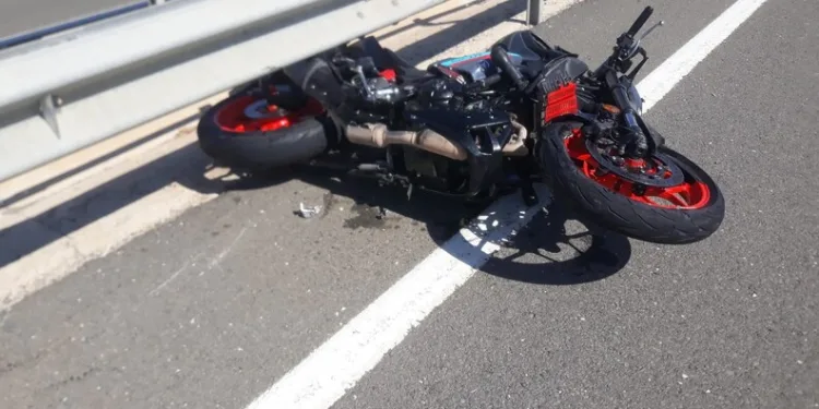 Park halindeki motosiklet çalındı