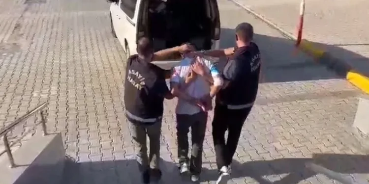 Şaphane’de çıkan yangından 2 ev tamamen yandı, 1 evde hasar oluştu