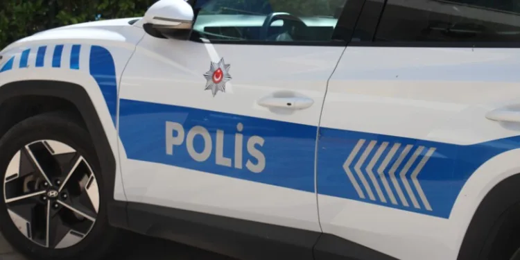 Yüzerek Yunan adalarına geçmeye çalıştılar