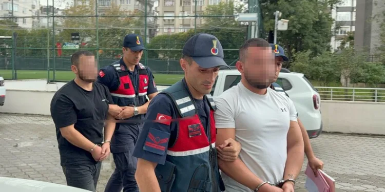 Samsun’da ormana götürdükleri şahsı darp eden 2 kişi jandarmaya yakalandı