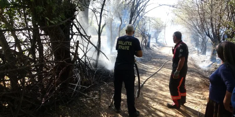 Samsun’da ormana götürdükleri şahsı darp eden 2 kişi jandarmaya yakalandı
