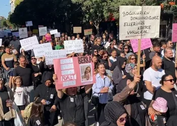 Kreşteki havuzda boğulan Berra için yürüyüş düzenlendi