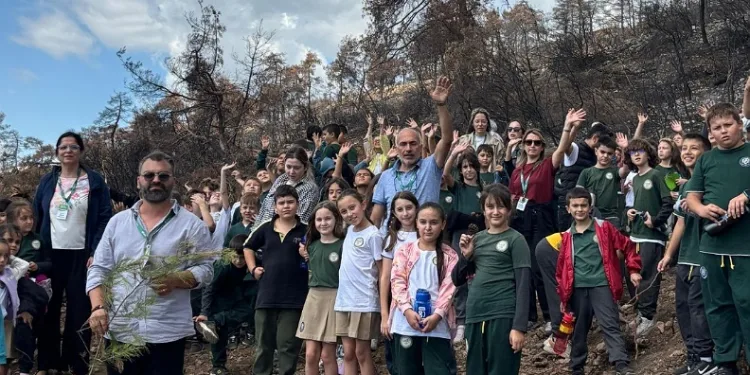 “Küllerden Umuda: Ekol Koleji Öğrencileri Geleceğe Nefes Oldu”