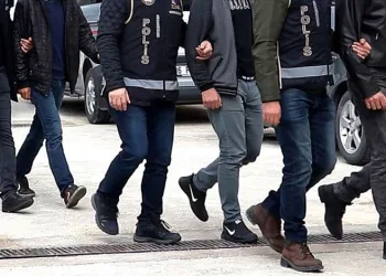 Bursa merkezli FETÖ operasyonunda 5 gözaltı