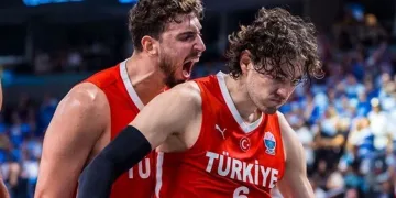 12 dev adam finalde: Şampiyonluğa 1 adım kaldı!