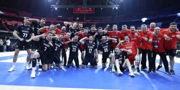 A Milli Erkek Voleybol takımı, namağlup son 16 turuna yükseldi