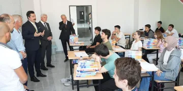 Üniversite hazırlık öğrencilerine eğitim desteği