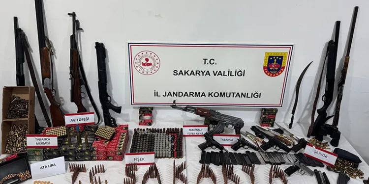 Ev değil cephanelik