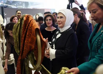 Emine Erdoğan’ın Amerika temaslarına Bursa İpeği damgasını vurdu