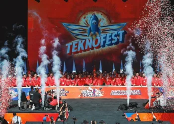 İnegöl Belediyesi gençleri Teknofest’e götürüyor