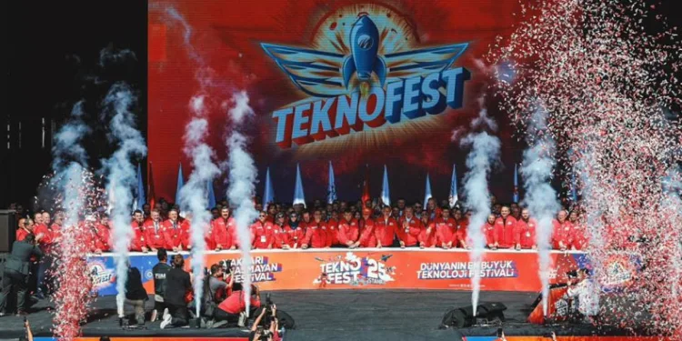 İnegöl Belediyesi gençleri Teknofest’e götürüyor