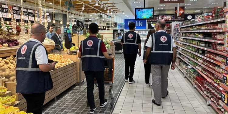 Bursa’da usule uymayan marketlere ceza