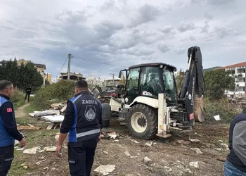 Gemlik’te kaçak barakaya müdahale