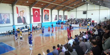 Yenişehir Belediyespor, namağlup yoluna devam ediyor