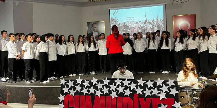 “Cumhuriyeti Biz Böyle Kazandık” Oratoryosu