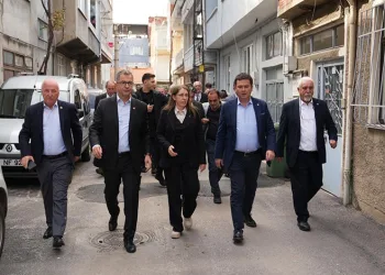 Erkan Aydın’dan Altınova Mahallesi’ne ziyaret