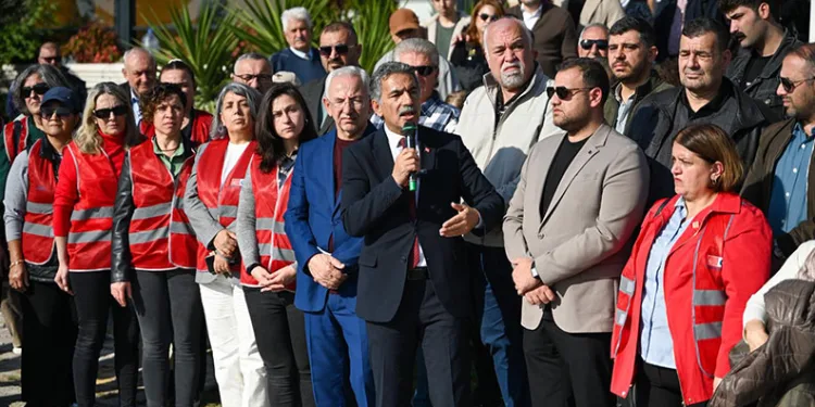 “Gemlik Kafe Halkın Malıdır, Yıktırmayacağız”