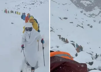 Everest’te kar fırtınası: Bin kişi mahsur kaldı