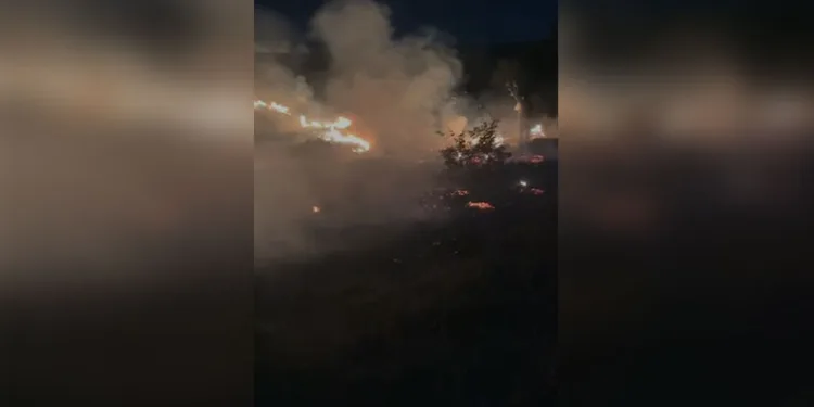 Elazığ’da otluk alanlarda çıkan yangınlar söndürüldü