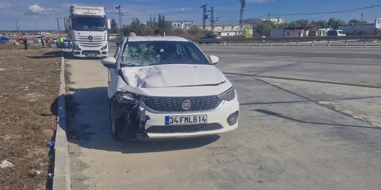 Otomobilin çarptığı kadın hayatını kaybetti