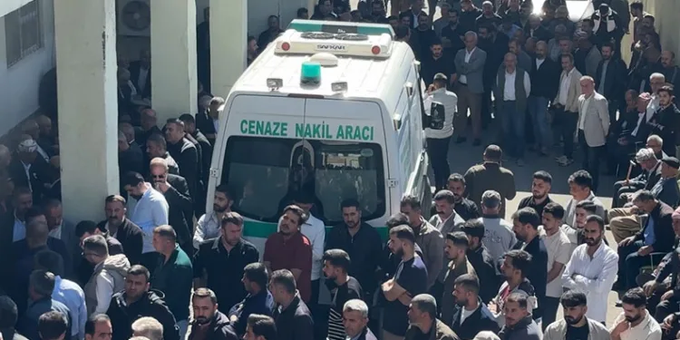 Yüksekova’da bıçaklı saldırı: 21 yaşındaki genç hayatını kaybetti