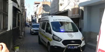 Adana’da husumetlilerin silahlı kavgası