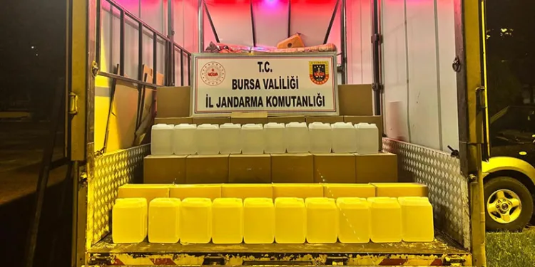 İznik’te bin litre kaçak etil alkol ele geçirildi