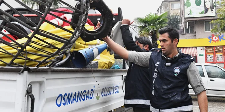 Osmangazi Belediyesi işgallere göz açtırmıyor