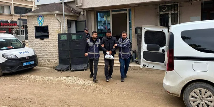 Bursa’da 21 yıl hapis cezası bulunan şahıs yakalandı