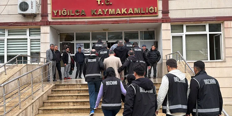 “Yeşil reçete” operasyonu: 12 şüpheliden 4’ü adliyeye sevk edildi