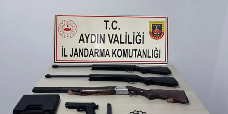 Sosyal medyadan silah fotoğrafı paylaşınca yakalandı