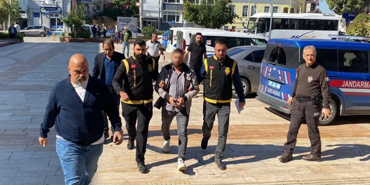 Bitlis’teki kan davası cinayetinin firarisi Aydın’da yakalandı