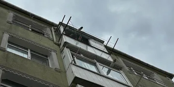 Şüpheli ölüm: 5. kattan düşerek hayatını kaybetti