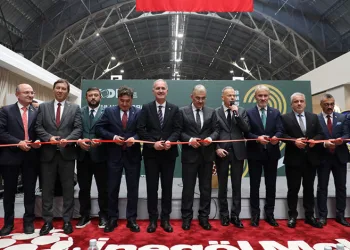 MODEF EXPO İnegöl Mobilya Fuarı kapılarını açtı