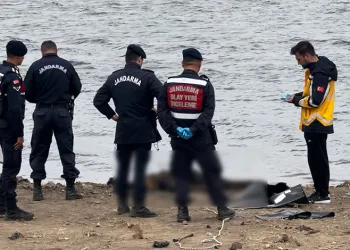 Meriç Nehri’nde çürümüş bir erkek cesedi bulundu